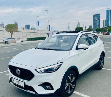 Белый MG ZS 2025 год