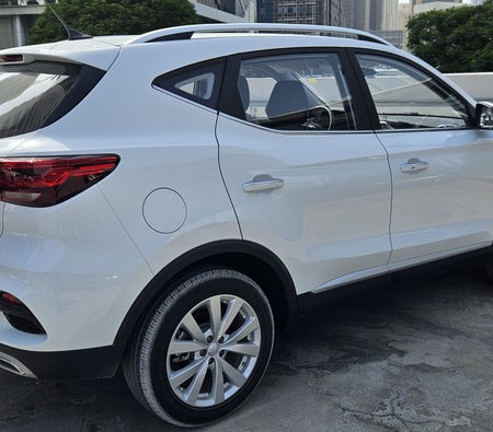 White MG ZS 2025