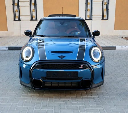 Mini Cooper S  2024, photo 2 of 4