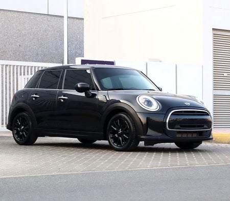 Mini Cooper 2024, photo 3 of 4