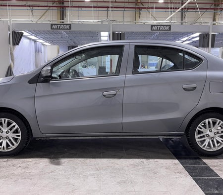 Gris Mitsubishi Attrage GLX HIGHLINE 2023