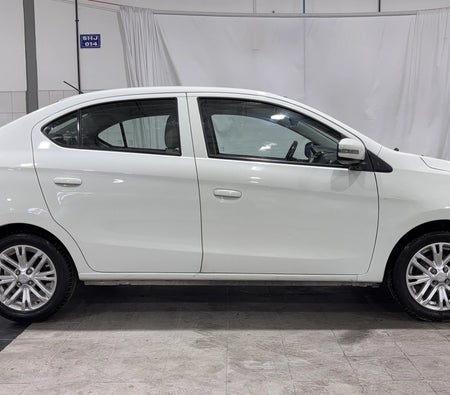 Blanc Mitsubishi Attrage GLX HIGHLINE 2023