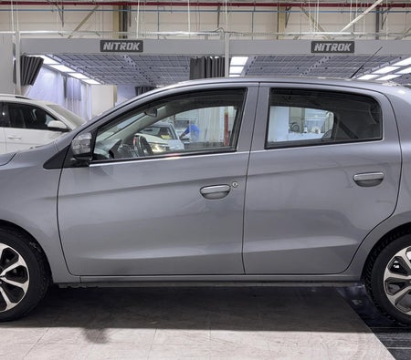 Grau Mitsubishi Mirage GLX HIGHLINE 2023