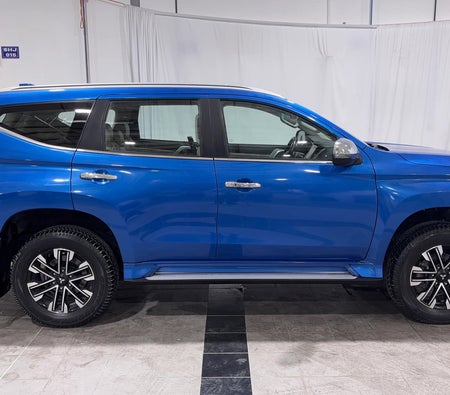 Blue Mitsubishi Montero Sport GLS MID 2023 Blue Mitsubishi Montero Sport GLS MID 2023