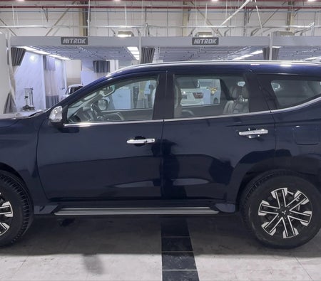 Blue Mitsubishi Montero Sport GLS PREMIUM 2022 Blue Mitsubishi Montero Sport GLS PREMIUM 2022