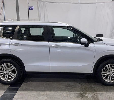 Weiß Mitsubishi Outlander GLX MID LINE 2025 Weiß Mitsubishi Outlander GLX MID LINE 2025