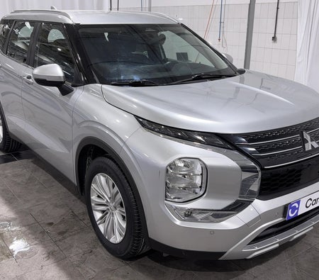 Silber Mitsubishi Outlander MIDLINE 2025 Silber Mitsubishi Outlander MIDLINE 2025