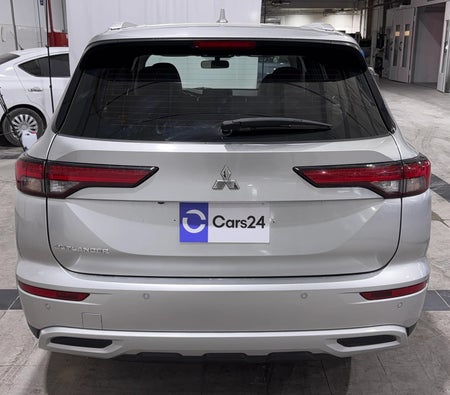 Silber Mitsubishi Outlander MIDLINE 2025 Silber Mitsubishi Outlander MIDLINE 2025