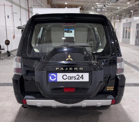 Black Mitsubishi Pajero GLS HIGHLINE 2020