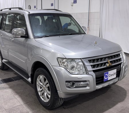 Silver Mitsubishi Pajero GLS HIGHLINE 2019 Silver Mitsubishi Pajero GLS HIGHLINE 2019