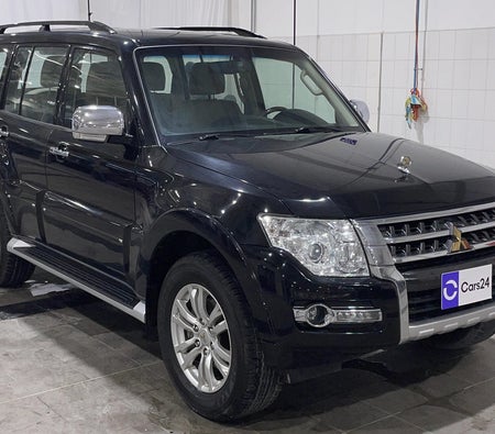 Black Mitsubishi Pajero GLS HIGHLINE 2020 Black Mitsubishi Pajero GLS HIGHLINE 2020