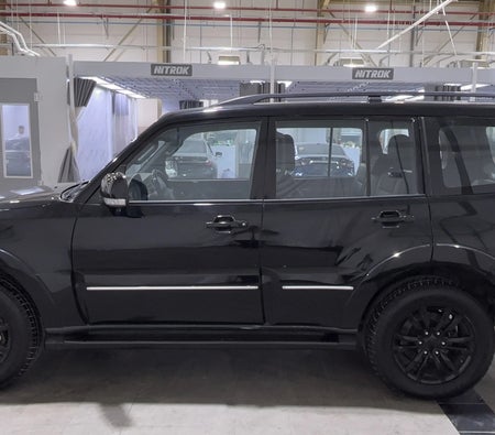 Schwarz Mitsubishi Pajero GLS SIGNATURE EDITION 2020