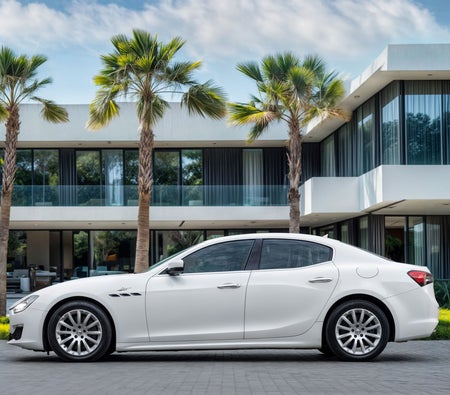Blanco Maserati Ghibli 2022 Blanco Maserati Ghibli 2022
