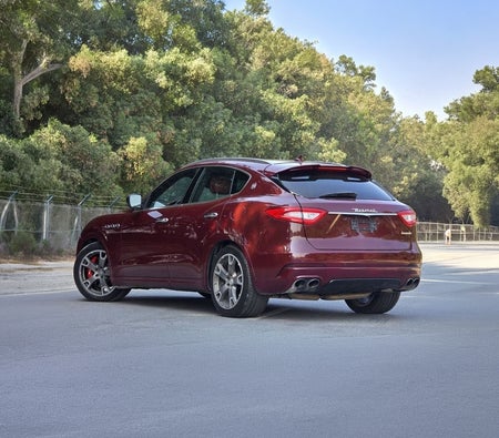 Burgundy Maserati Levante 2017