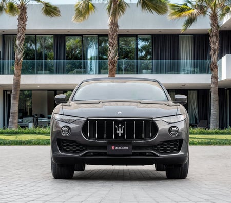 Gray Maserati Levante 2021