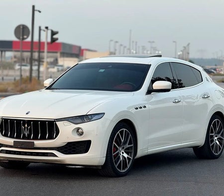 Weiß Maserati Levante SQ4 2020