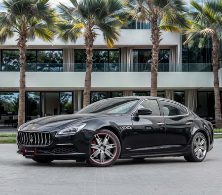 Siyah Maserati Quattroporte Granlusso 2019 Siyah Maserati Quattroporte Granlusso 2019