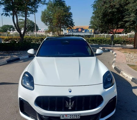 Maserati Grecale  2023, photo 3 of 4