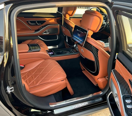 Mercedes Benz Maybach S580 2021