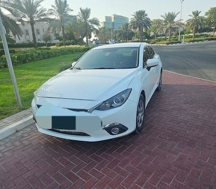 Weiß Mazda 3 SE 2015