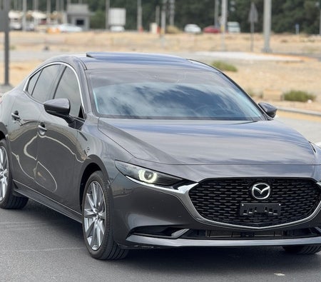 Mazda 3 Luxury 2024, photo 2 of 4
