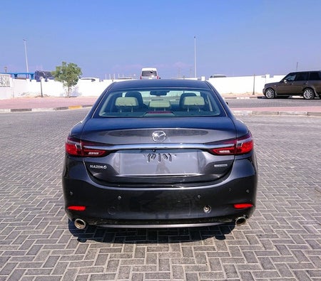 Grijs Mazda 6 2021