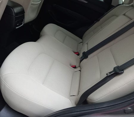 Blau Mazda CX 5 2024
