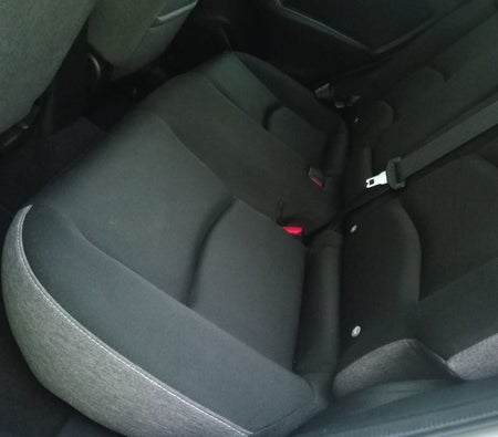 Weiß Mazda CX3 2024