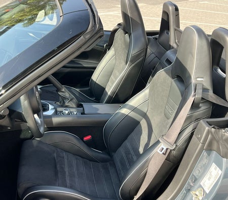 Gris Mazda MX-5 Miata 2022