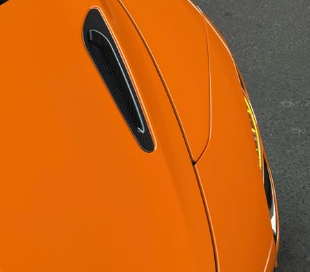 McLaren 720S 2022
