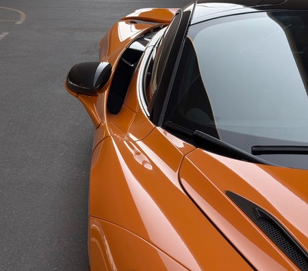 McLaren 720S 2022