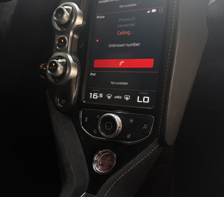 McLaren 720S 2022