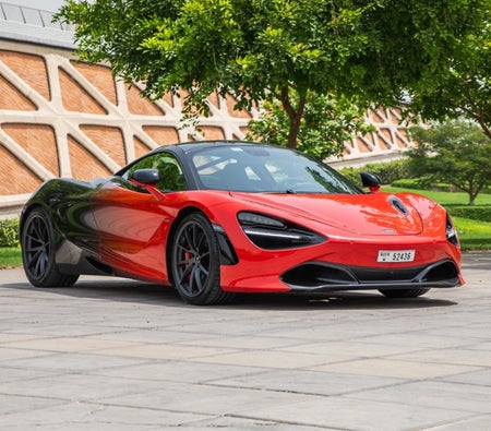 McLaren 720S 2022
