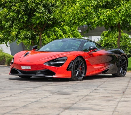 McLaren 720S 2022
