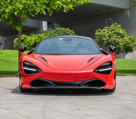 McLaren 720S 2022