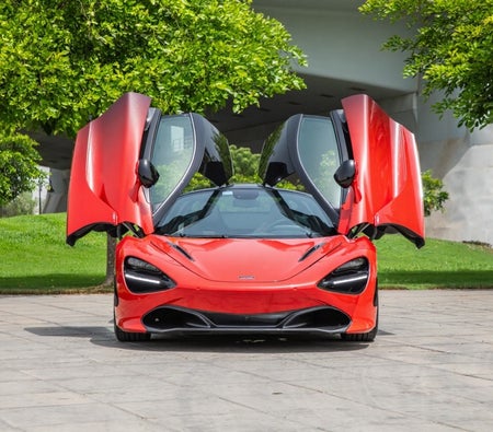 McLaren 720S 2022