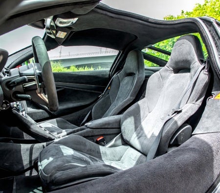 McLaren 720S 2022