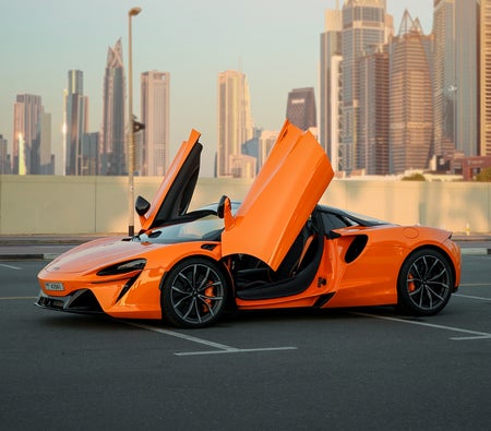 McLaren Artura Spider 2025