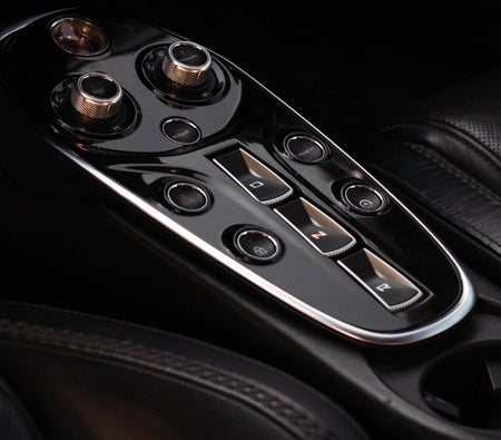 McLaren GT 2022