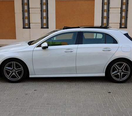 Mercedes Benz A200 AMG  2024, photo 3 of 4