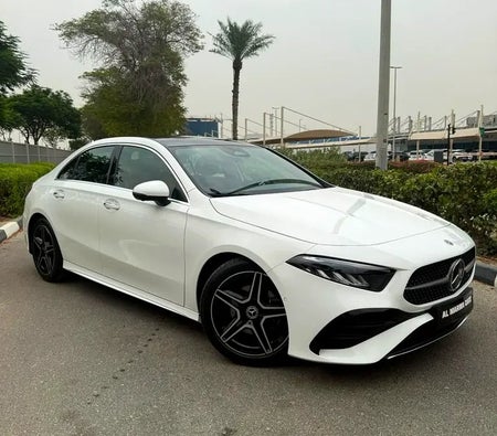 Mercedes Benz A200 AMG 2024, photo 2 of 4
