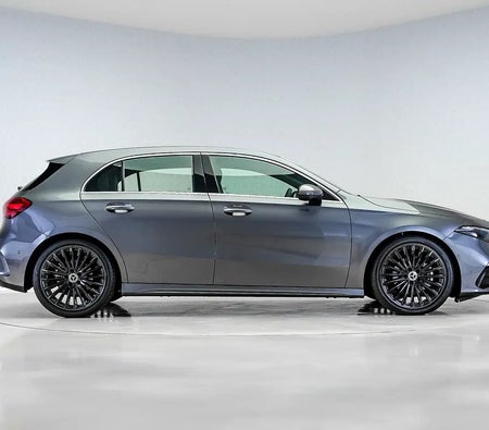 Gri Mercedes Benz A200 AMG 2026