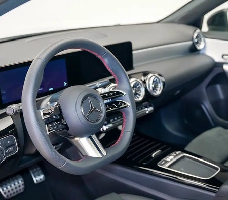 Gümüş Mercedes Benz A200 AMG 2026