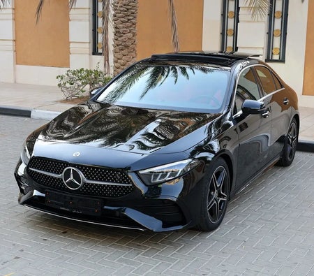 Mercedes Benz A200 2023, photo 3 of 4