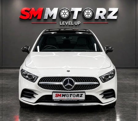 Белый Mercedes Benz A250 Sport 2019 год
