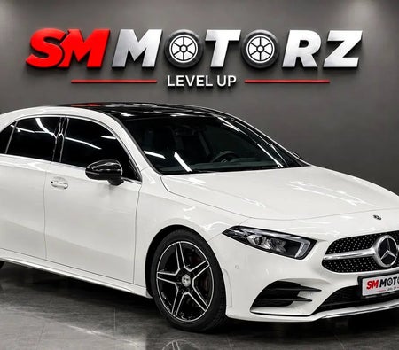 Белый Mercedes Benz A250 Sport 2019 год
