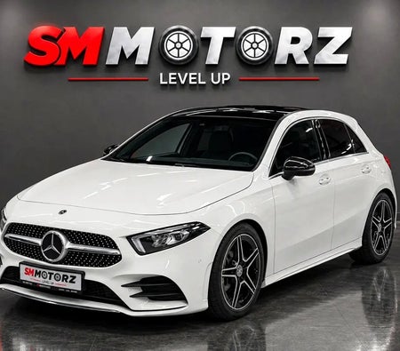 Белый Mercedes Benz A250 Sport 2019 год Белый Mercedes Benz A250 Sport 2019 год