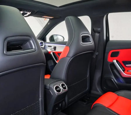 Negro Mercedes Benz AMG A35 4MATIC 2025