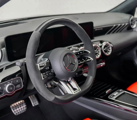 Negro Mercedes Benz AMG A35 4MATIC 2025