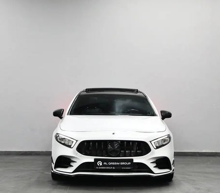 Mercedes Benz A35 AMG 2021, photo 2 of 4